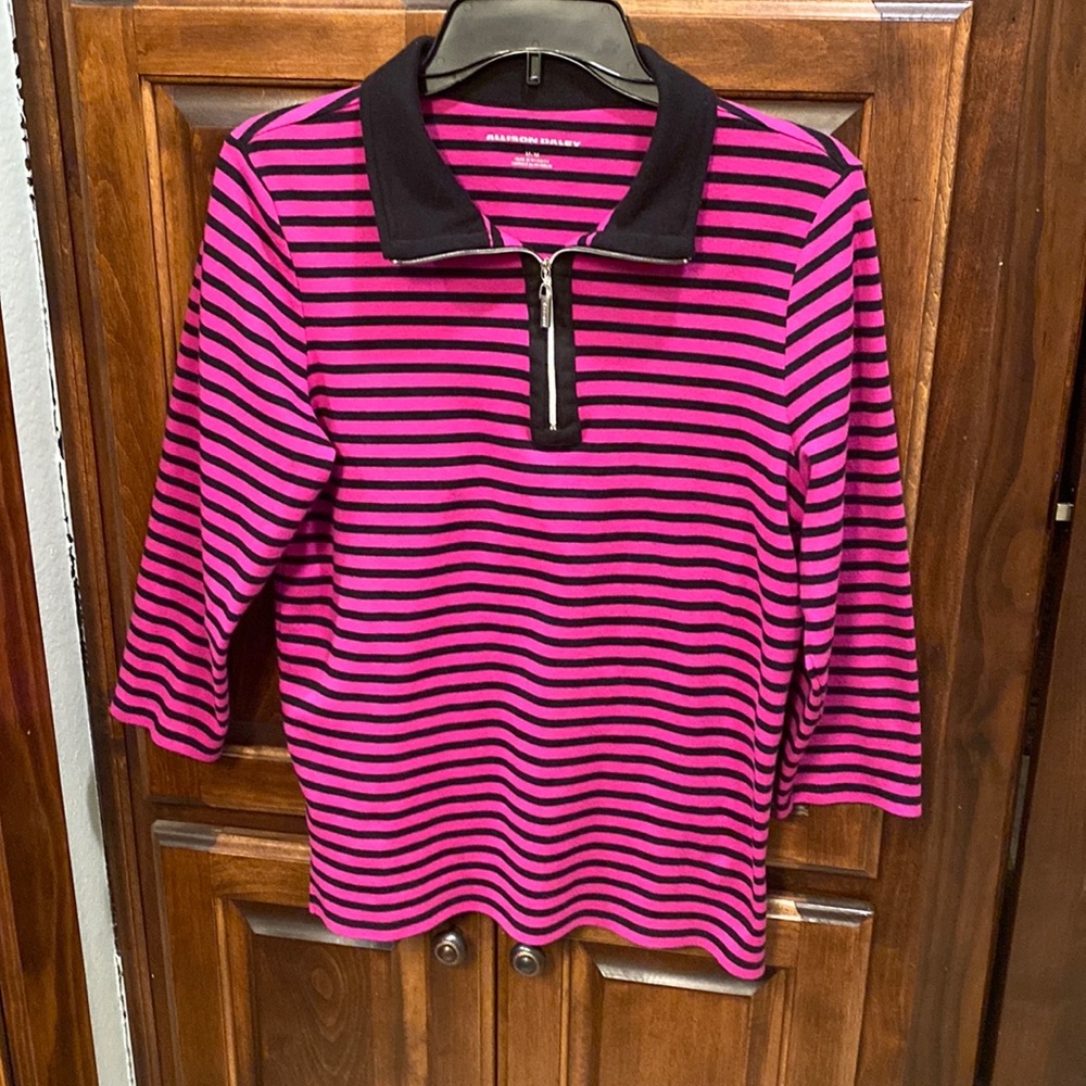 Allison Daley Front Zip Pullover Shirt. Soft Cotton